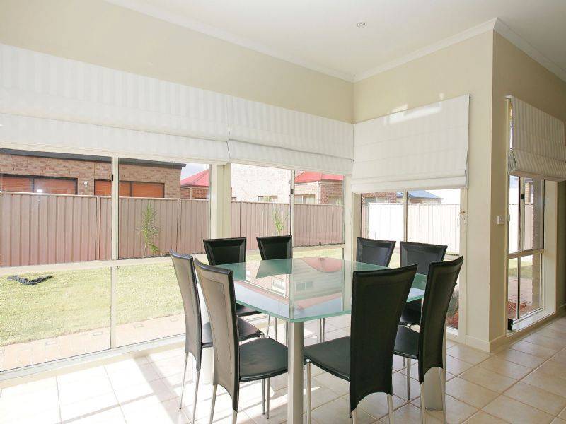 12 Explorers Place , Craigieburn VIC 3064