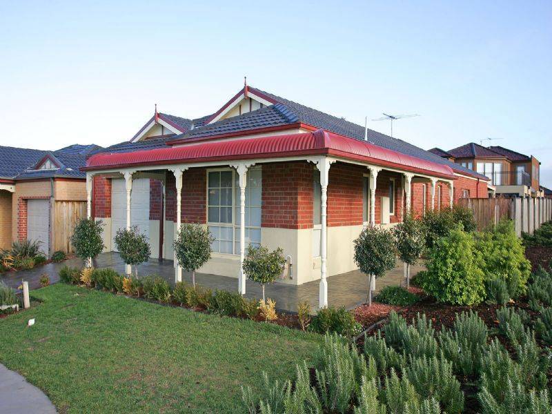 15 Elmville Place, Craigieburn VIC 3064