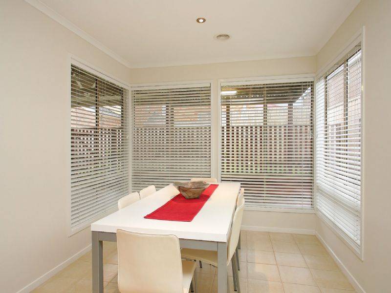 39 Bowral Loop, Craigieburn VIC 3064