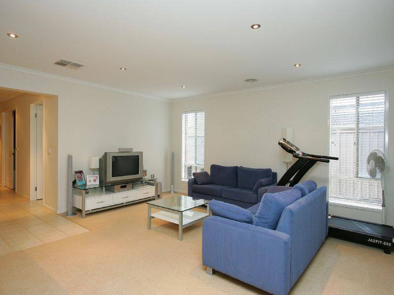 39 Bowral Loop, Craigieburn VIC 3064