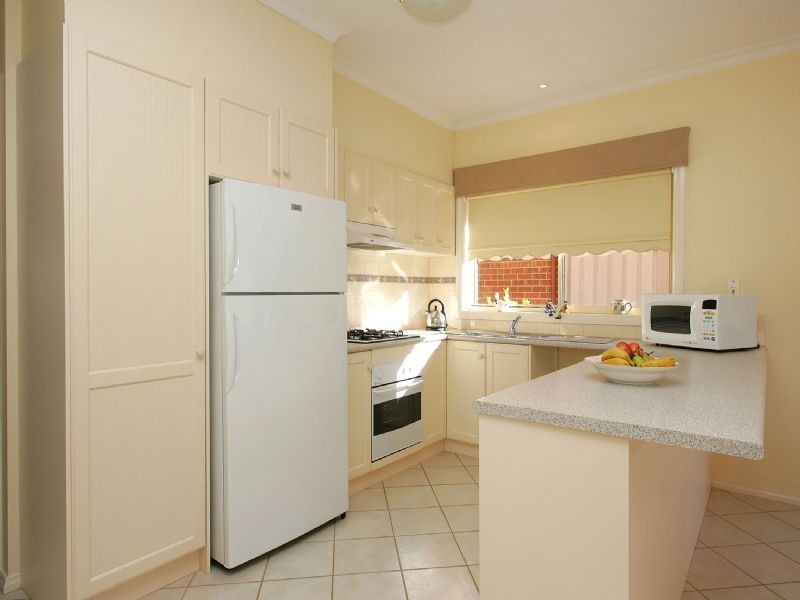 38 Waterford Avenue, Craigieburn VIC 3064
