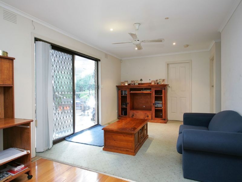 5 Whitley Crescent, Craigieburn VIC 3064