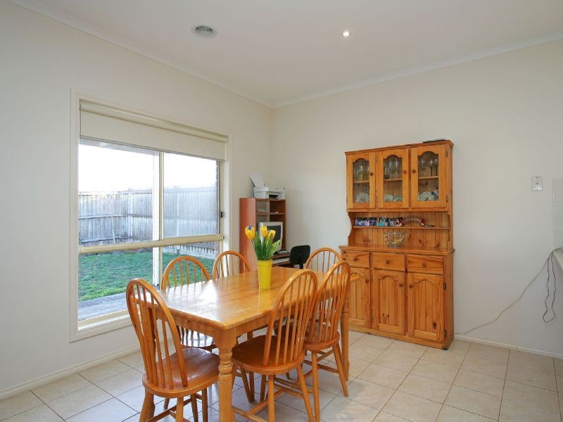 15 Elmville Place, Craigieburn VIC 3064
