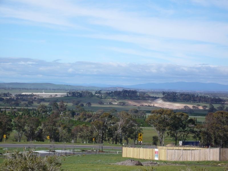 9 Highview Place, Craigieburn VIC 3064