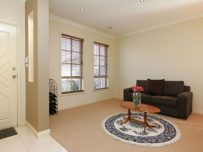 7 Malabar Street, Roxburgh Park VIC 3064