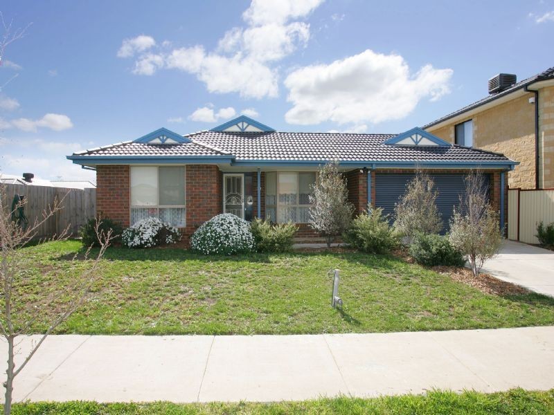30 Hayfield Road , Roxburgh Park VIC 3064