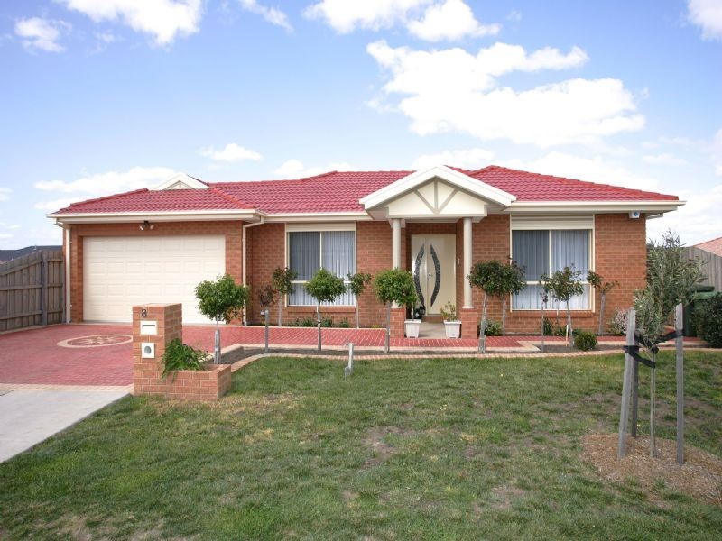 8  Broadway Street, Roxburgh Park VIC 3064