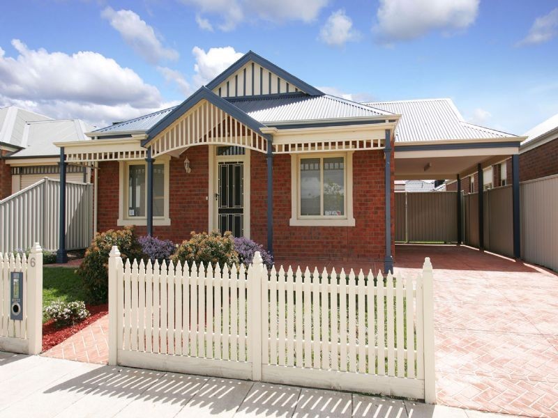 6 Roanoke Green , Craigieburn VIC 3064