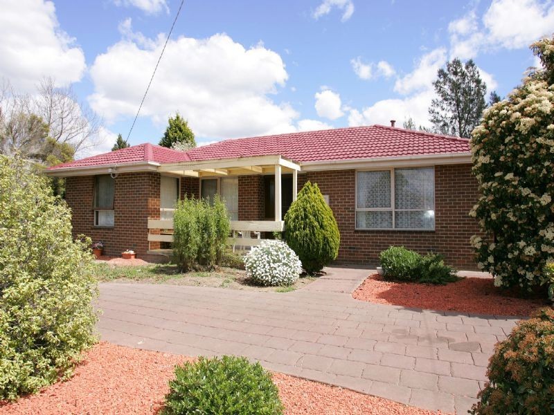 1 Grinstead Court , Craigieburn VIC 3064