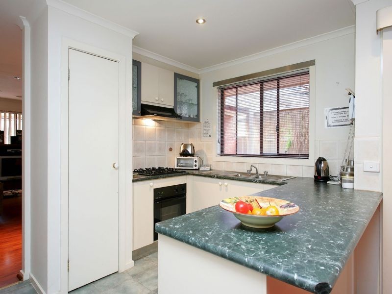 1  Shearwater Place, Craigieburn VIC 3064