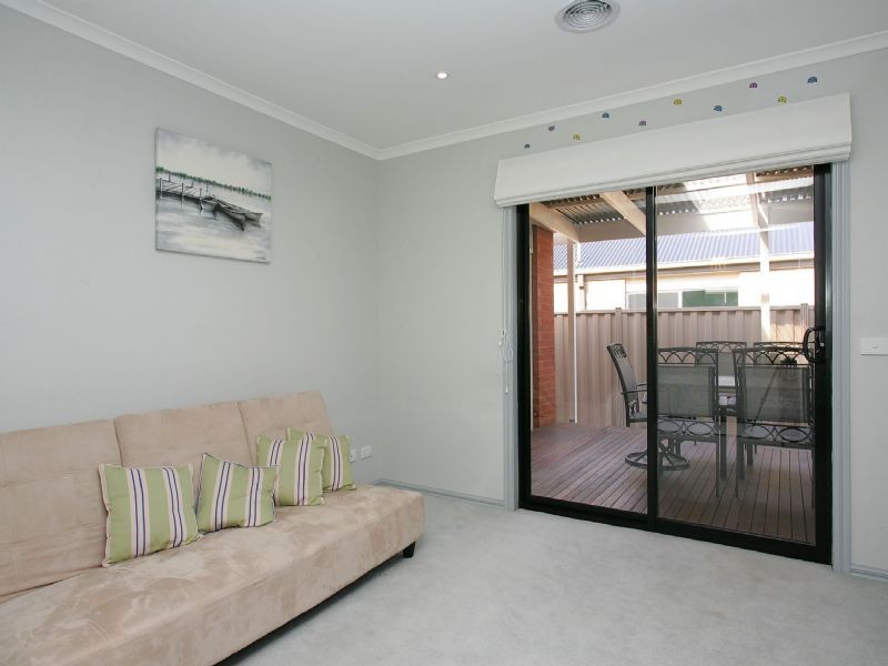 95 Hamilton Hume Parade, Craigieburn VIC 3064