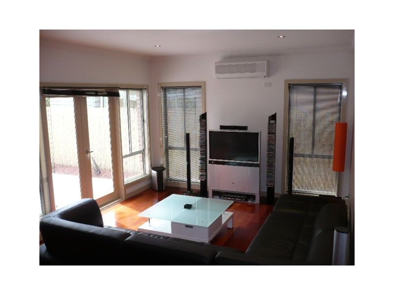 21A Riversdale Street , Craigieburn VIC 3064