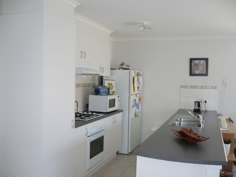 15 Mount Piper Rise, Craigieburn VIC 3064