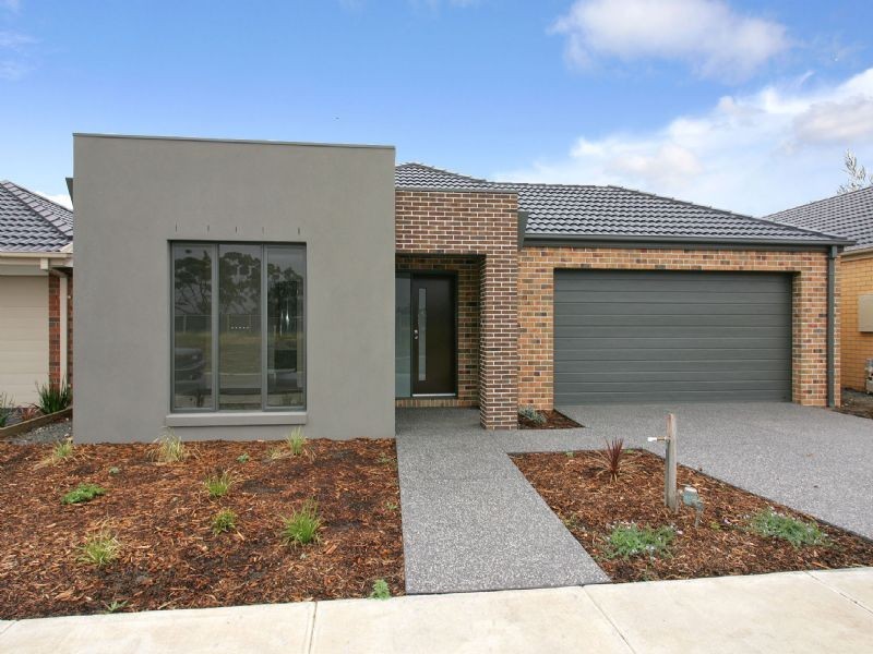 8 Dampier Close , Craigieburn VIC 3064