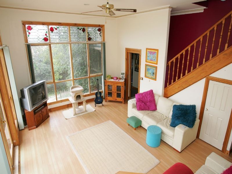 52 Ravenhill Boulevard, Roxburgh Park VIC 3064