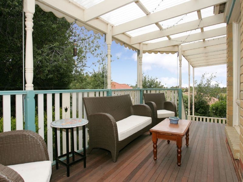 52 Ravenhill Boulevard, Roxburgh Park VIC 3064