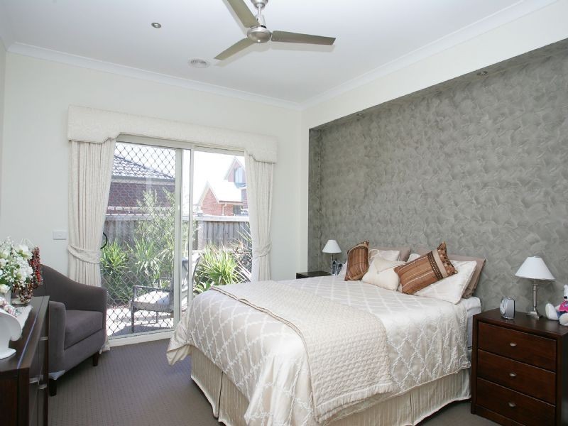 68 Bellfield Drive , Craigieburn VIC 3064