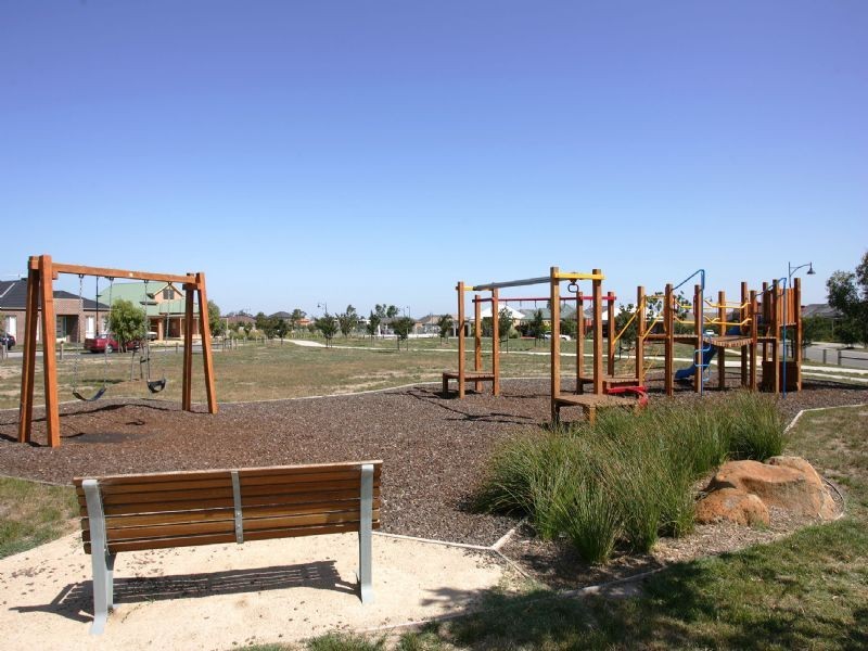 68 Bellfield Drive , Craigieburn VIC 3064