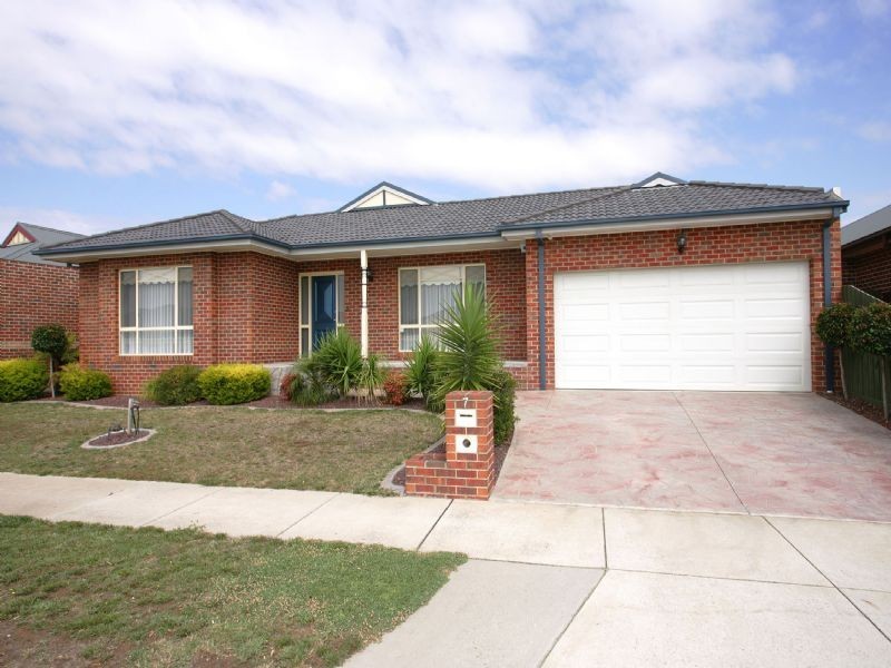 7 Esla Drive , Roxburgh Park VIC 3064