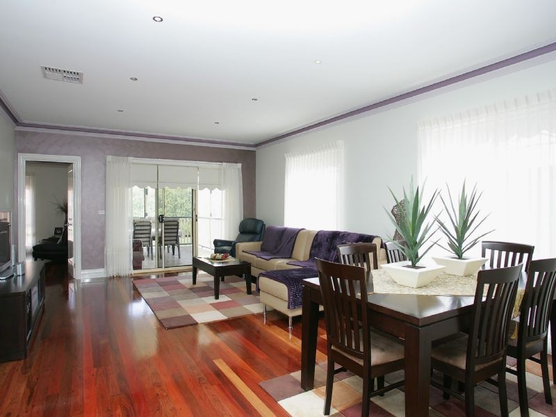 7 Esla Drive , Roxburgh Park VIC 3064