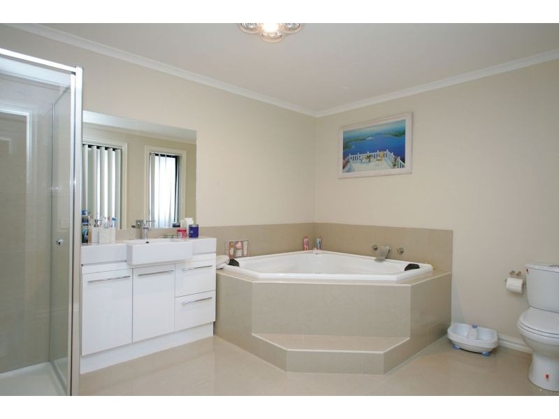40 Westerfolds Loop, Craigieburn VIC 3064