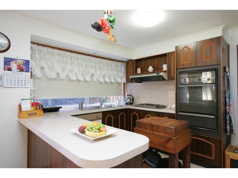 4 Ottery Court, Craigieburn VIC 3064