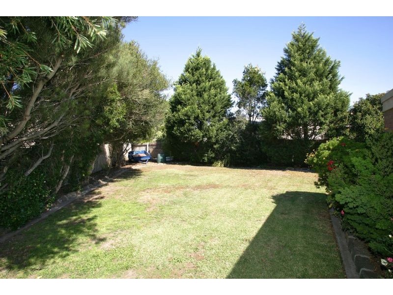 4 Ottery Court, Craigieburn VIC 3064