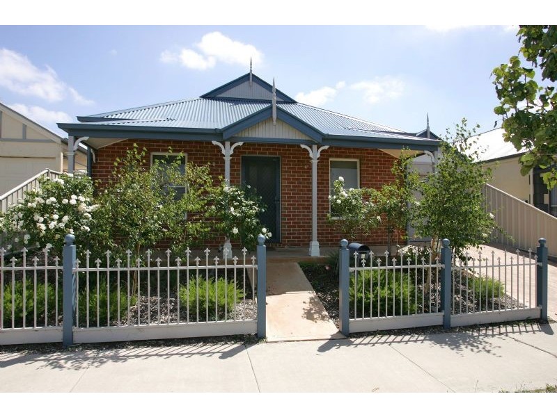 6 Pymble Gardens, Craigieburn VIC 3064