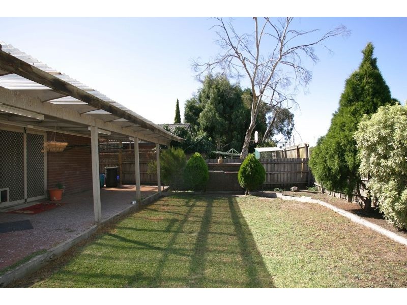 57 Mitford Crescent , Craigieburn VIC 3064