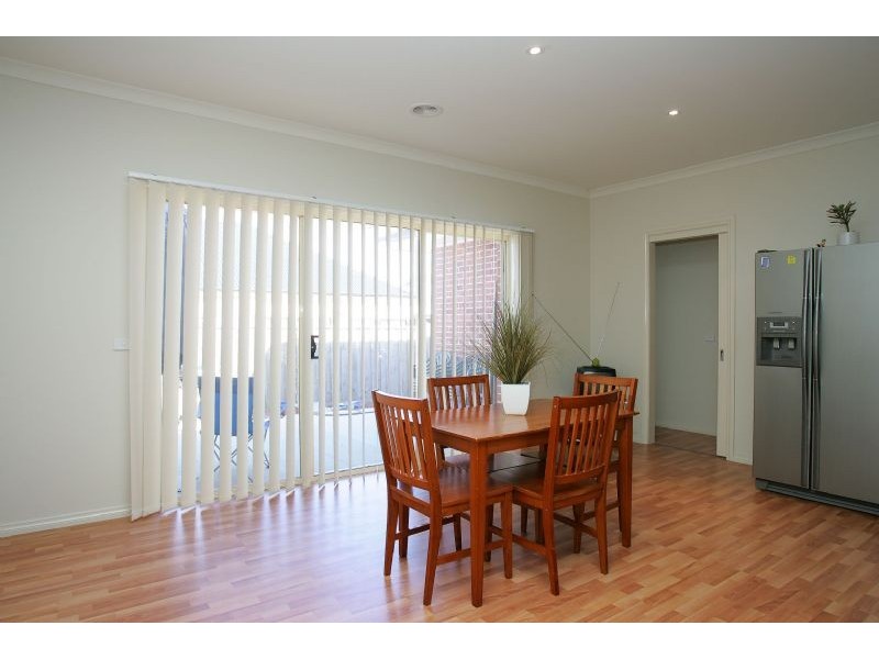 2 Reay Drive, Craigieburn VIC 3064