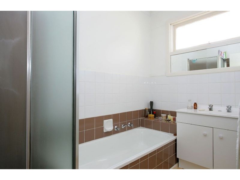 2 Bee Court , Craigieburn VIC 3064