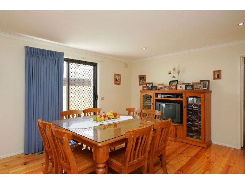 35 Langdon Crescent , Craigieburn VIC 3064