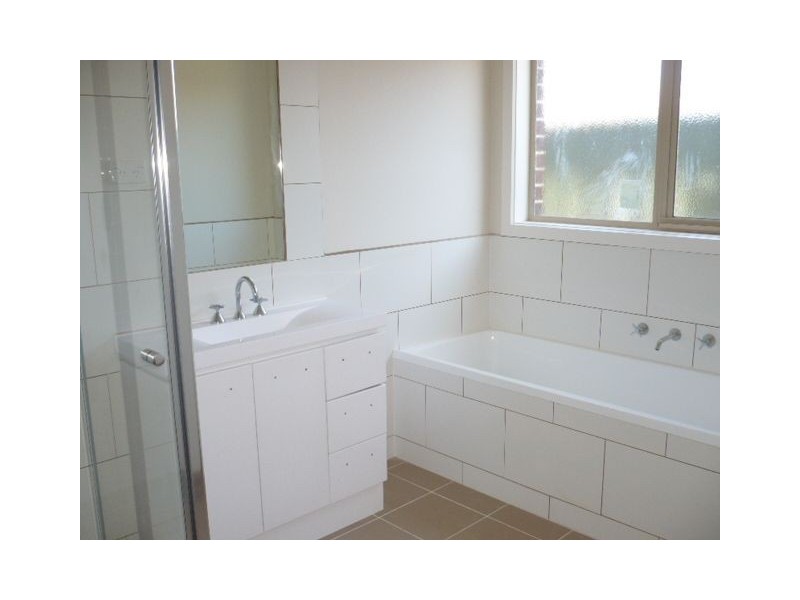 55 Chelsworth Loop, Craigieburn VIC 3064