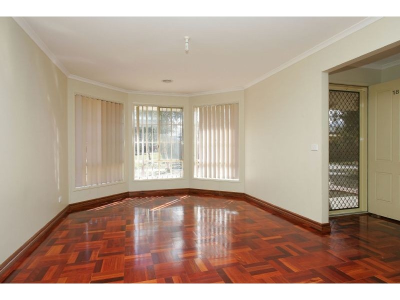 18  Raheen Place, Craigieburn VIC 3064