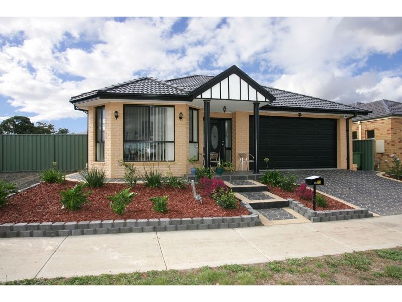 80 Malcolm Creek Parade, Craigieburn VIC 3064