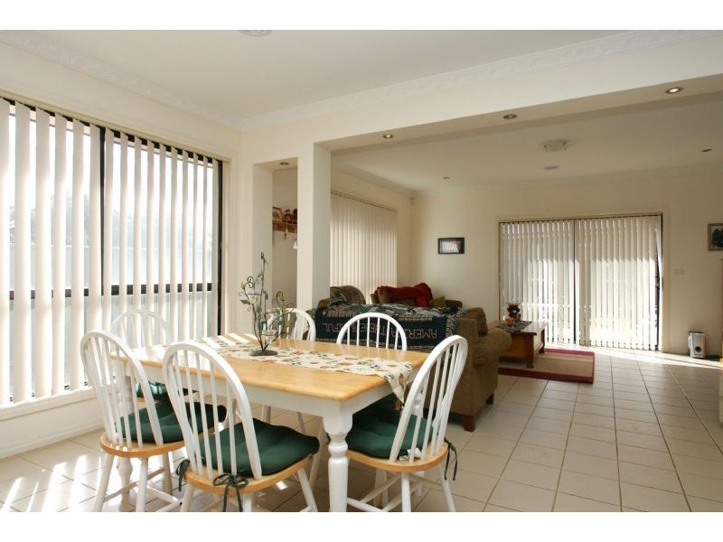 80 Malcolm Creek Parade, Craigieburn VIC 3064