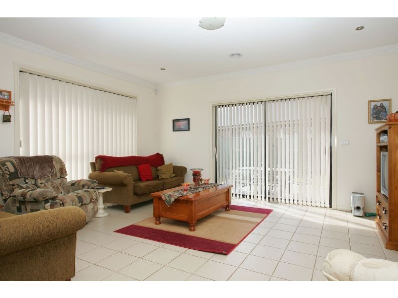 80 Malcolm Creek Parade, Craigieburn VIC 3064