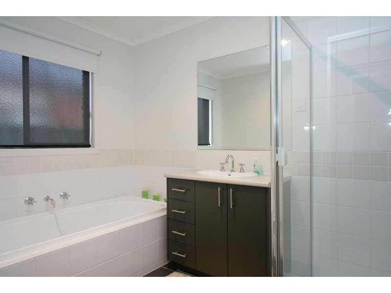 23 Hurlingham Way, Craigieburn VIC 3064