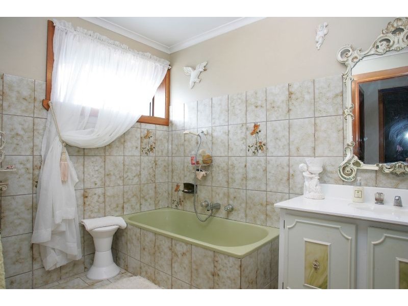 11 Crockett Avenue, Craigieburn VIC 3064