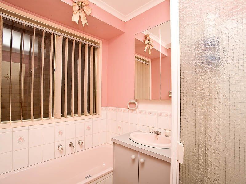 9 Cardiff Court, Craigieburn VIC 3064