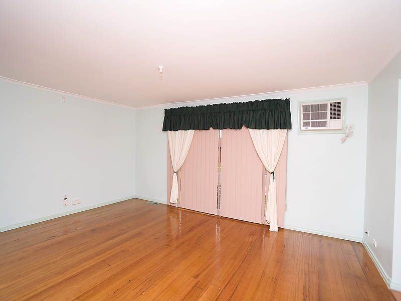 44 Wattleglen Street, Craigieburn VIC 3064