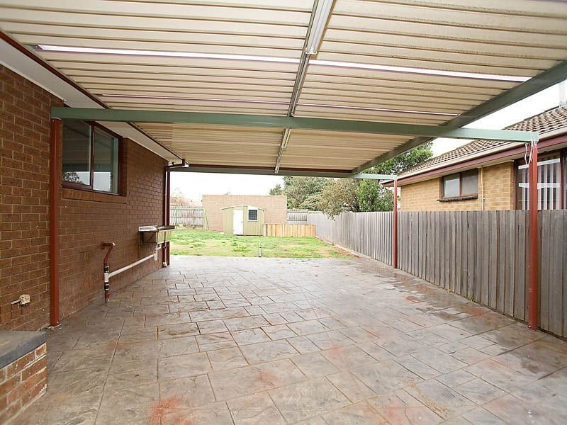 44 Wattleglen Street, Craigieburn VIC 3064