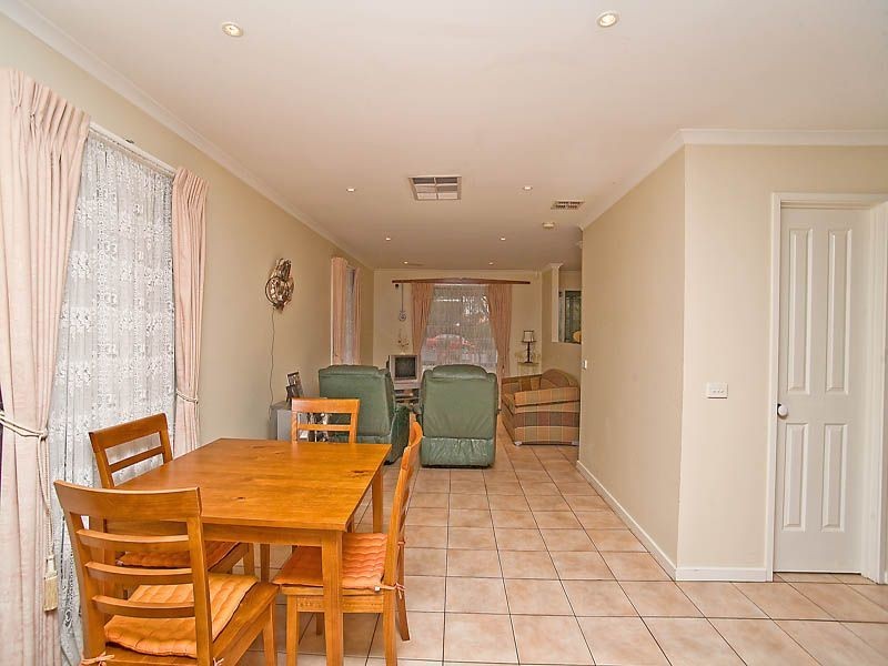 10 Dartmoor Court, Craigieburn VIC 3064