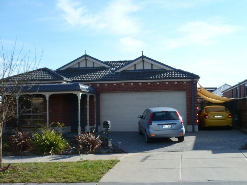 17 Beechville Place, Craigieburn VIC 3064