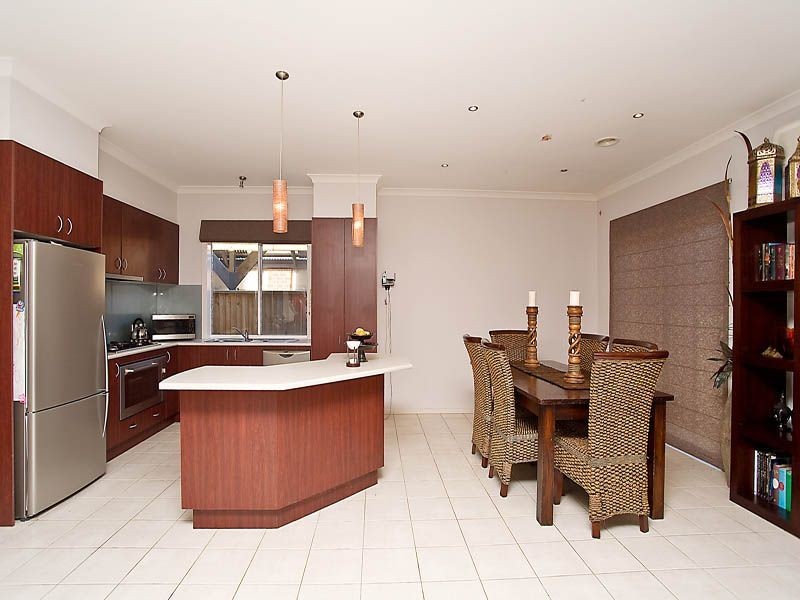 7 Oakville Place, Craigieburn VIC 3064