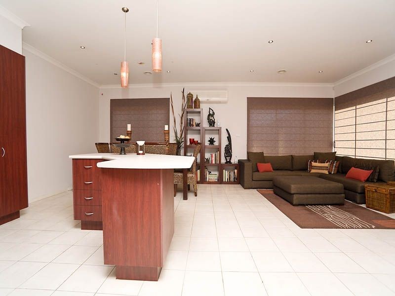 7 Oakville Place, Craigieburn VIC 3064