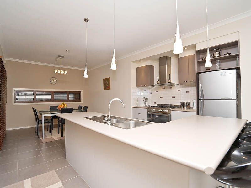 1 Yaringa Court, Greenvale VIC 3059