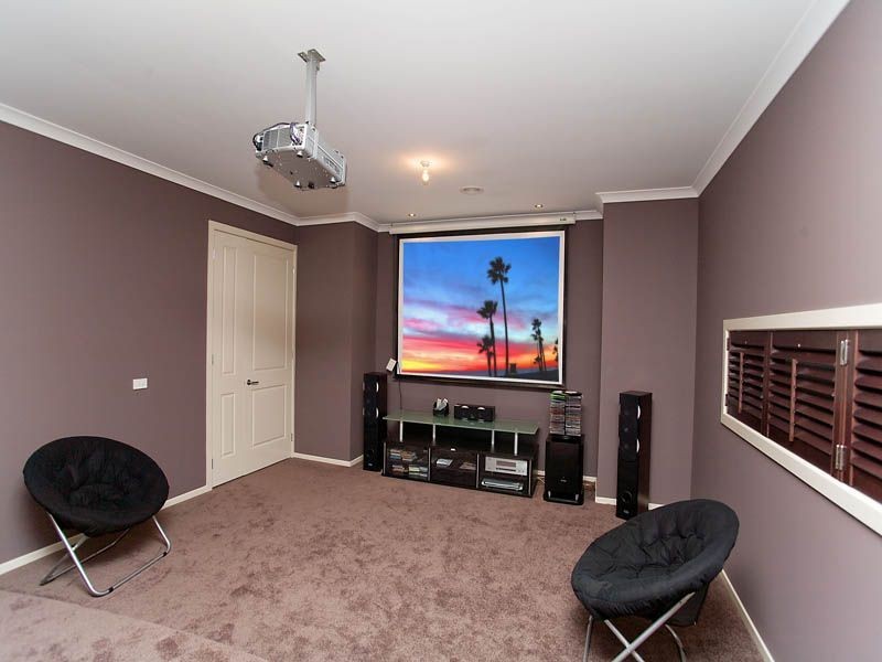 1 Yaringa Court, Greenvale VIC 3059