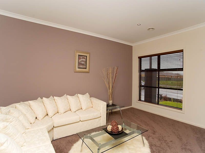 1 Yaringa Court, Greenvale VIC 3059