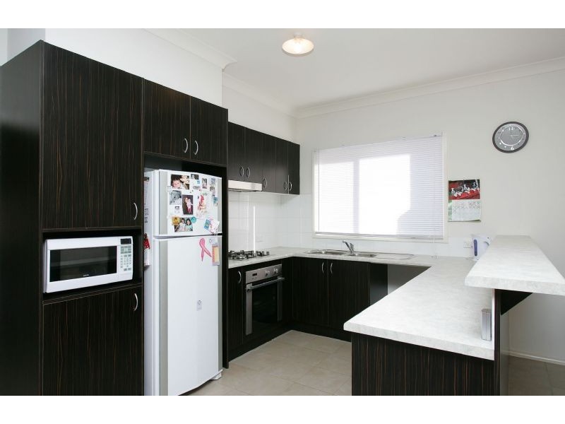 30 Girraween Crescent, Craigieburn VIC 3064